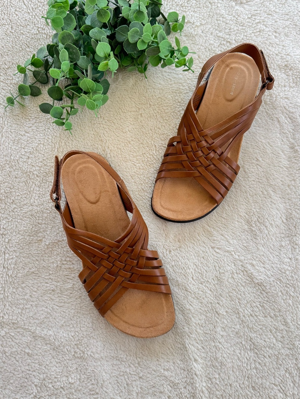 Easy Spirit Learher Brown Woven Slingback Sandals